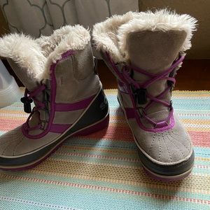 Girls Sorel Snow boots